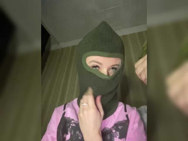 family000000 live cam