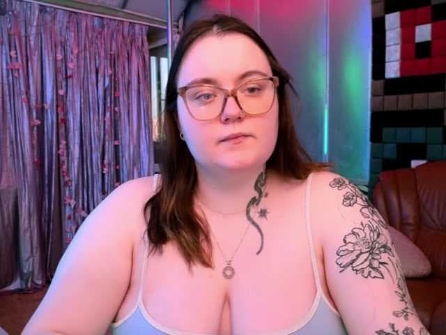CatherineClaire live cam