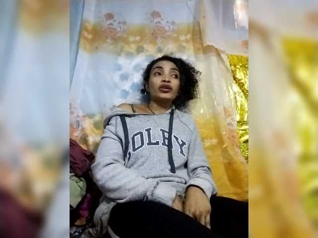 Shanya12 live cam