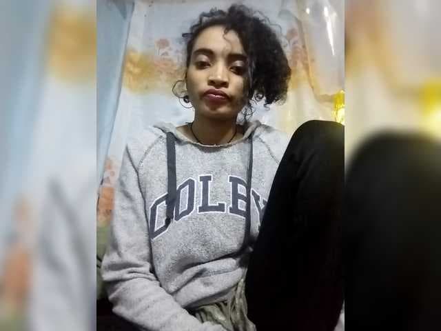 Shanya12 live cam