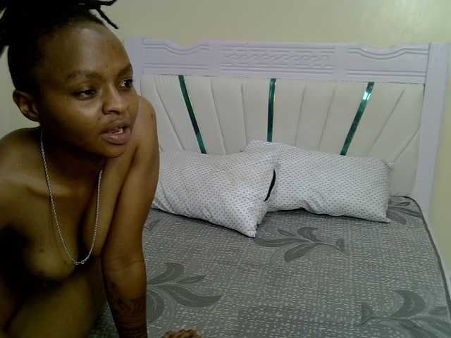 CozyCoupleVibes live cam