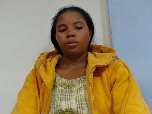 Juliah1a live cam