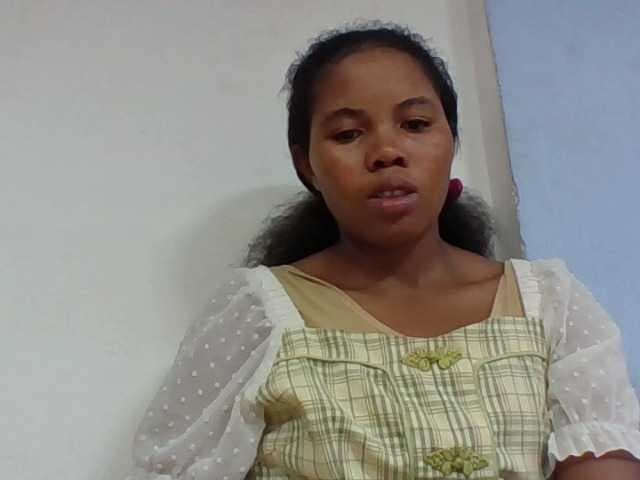 Juliah1a live cam