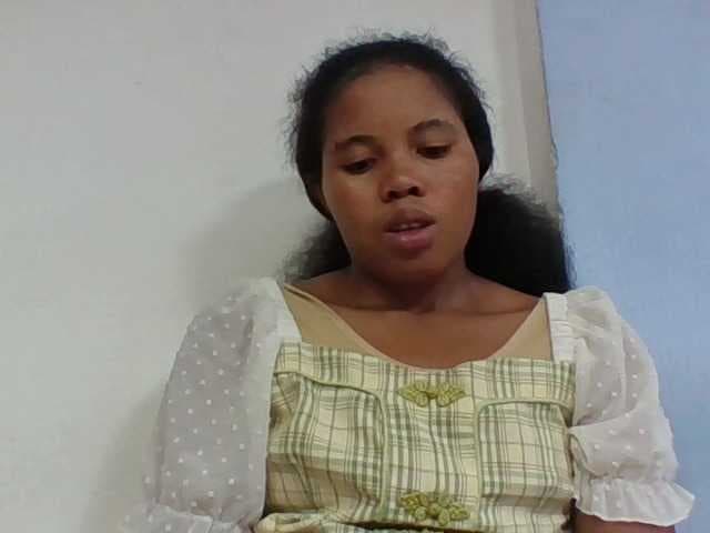 Juliah1a live cam