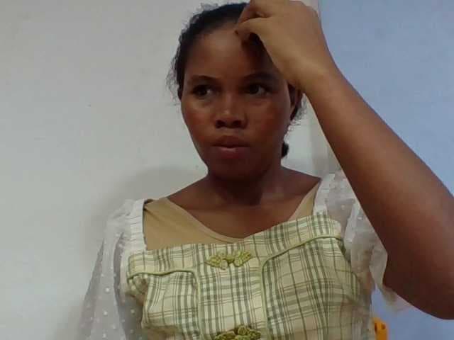 Juliah1a live cam