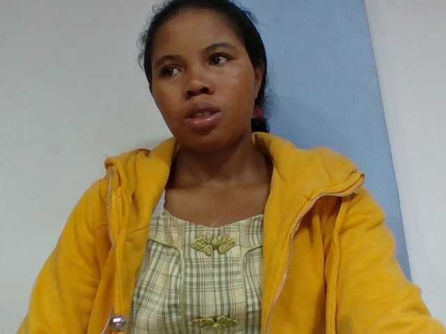Juliah1a live cam