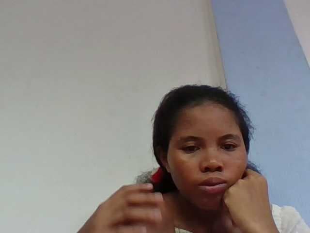 Juliah1a live cam