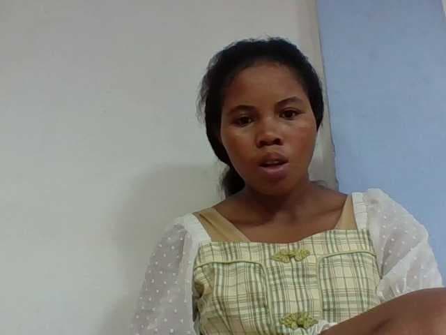 Juliah1a live cam