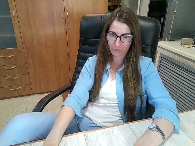 Lina-80 live cam