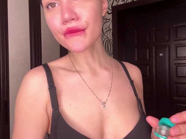 CamilaCarnegia live cam