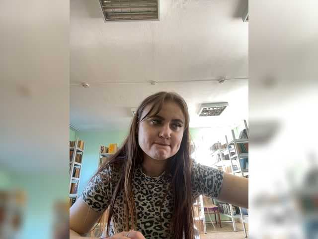 alina08 live cam