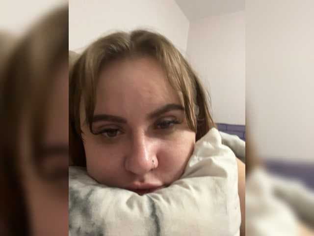 alina08 live cam
