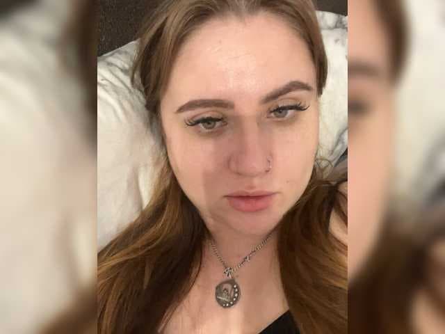 alina08 live cam