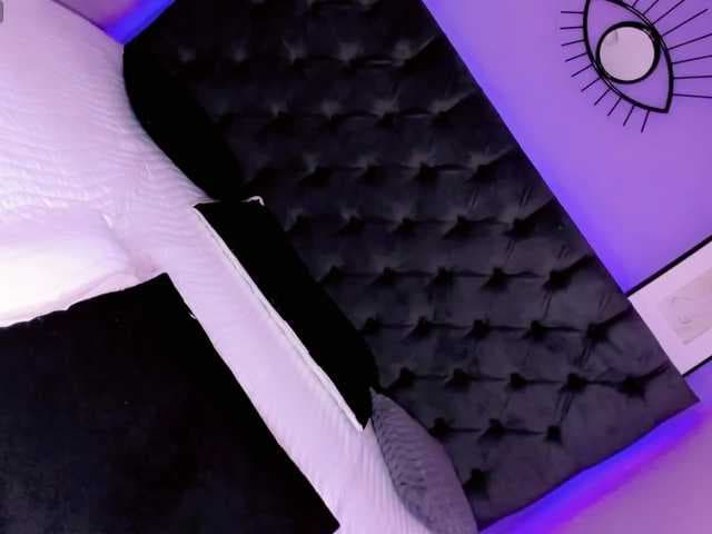 CALLMEATENEA live cam on BongaCams