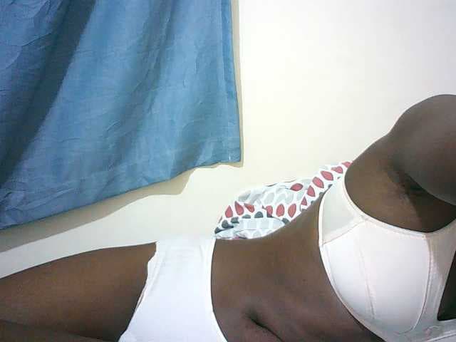 Sexyqueen2 live cam