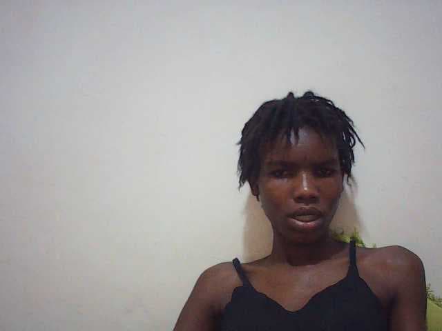 Beautyviny2 live cam