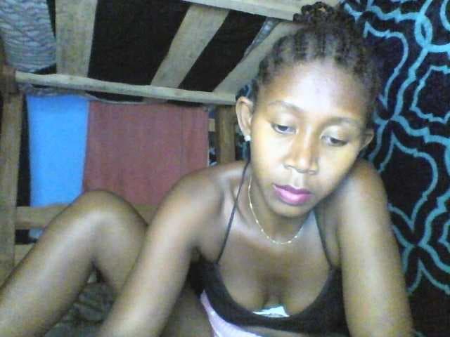 Natacha24 live cam