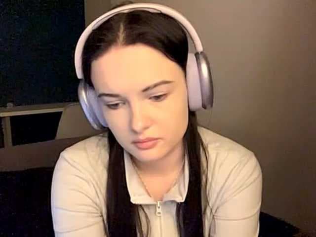 DaynaHosler live cam