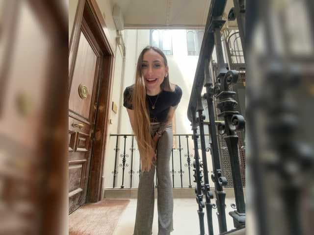 Layla69 live cam