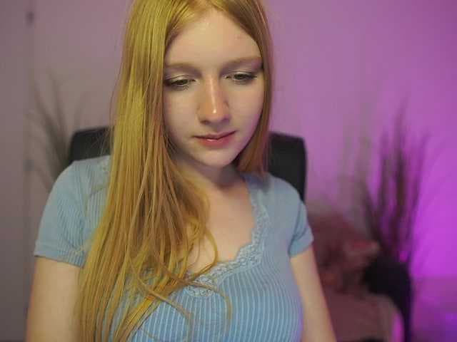 DirtyChloe18 live cam