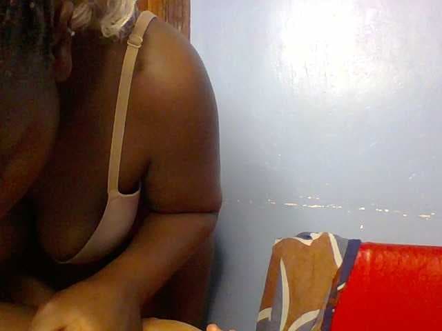 Sweet-juicy live cam