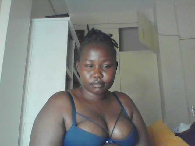 yummytities live cam