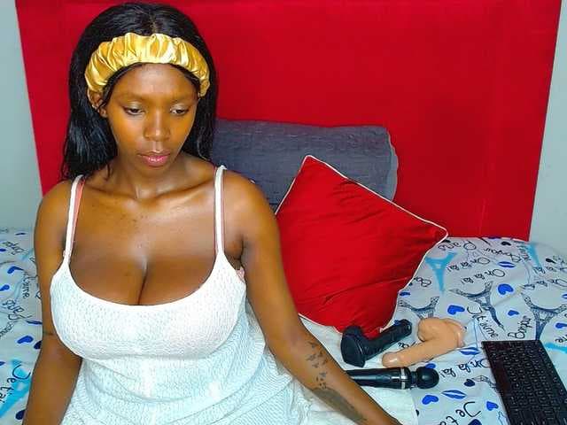 MICHELLENEW24 live cam