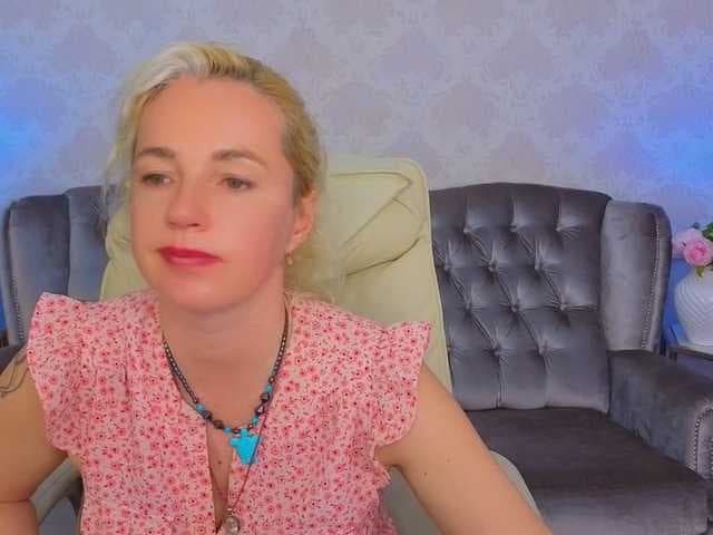 AlaskaSia live cam