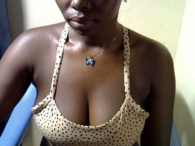 Sexymaurine live cam