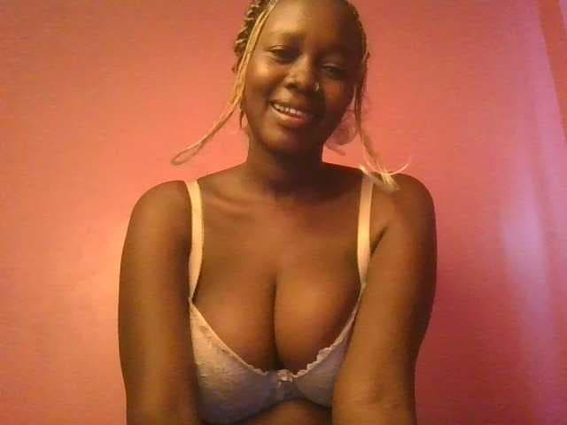 Sexxylucy live cam