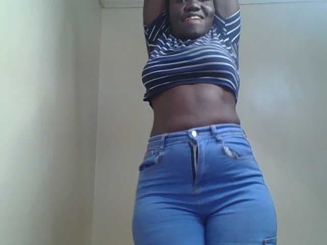 Sexxydaphine1 live cam