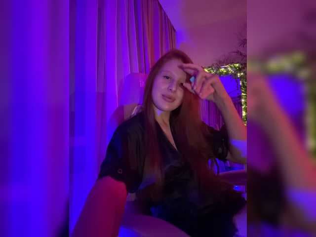 Julia-Fox live cam