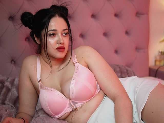AntoniaCapri live cam on BongaCams