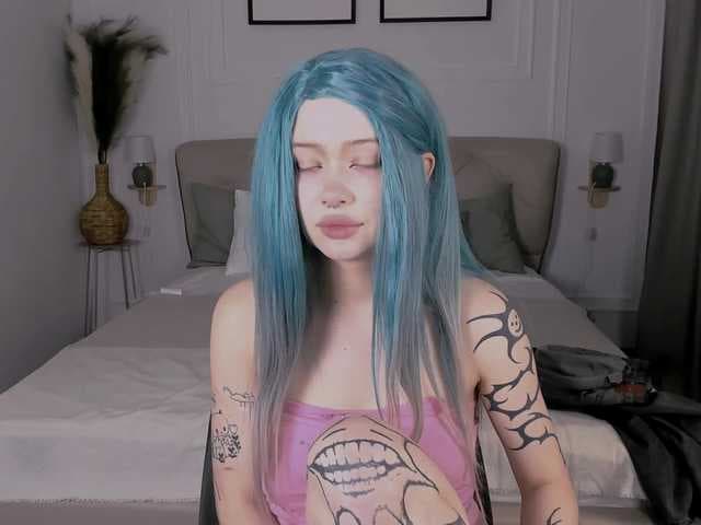 DragonFlya live cam on BongaCams