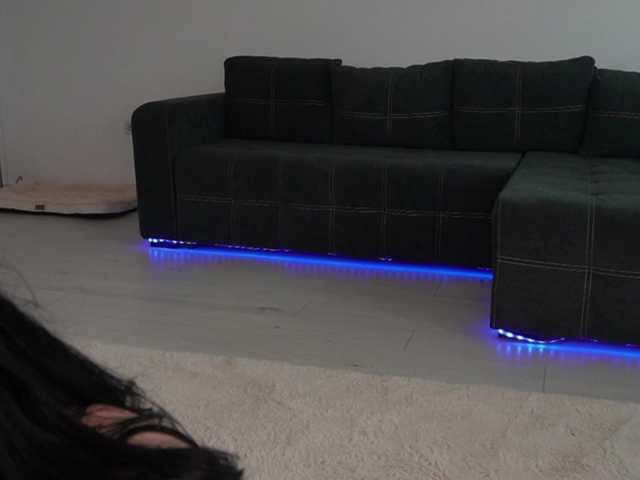Anelis live cam