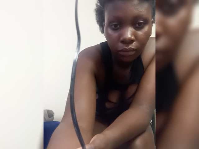 SweetCoochie22 live cam