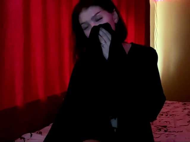 Naomii1 live cam