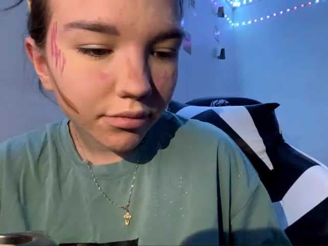 OdeliaBroomhead live cam