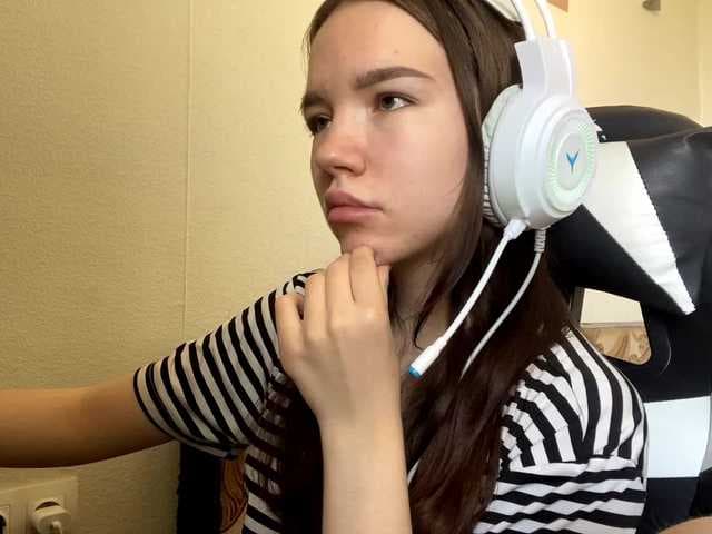 OdeliaBroomhead live cam