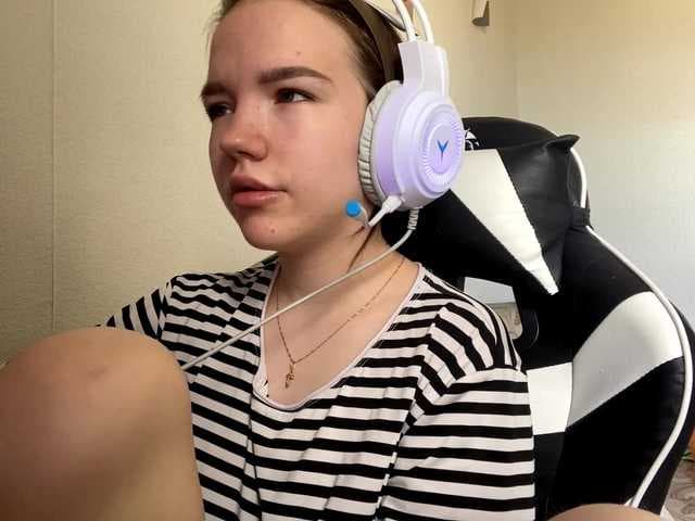 OdeliaBroomhead live cam on BongaCams