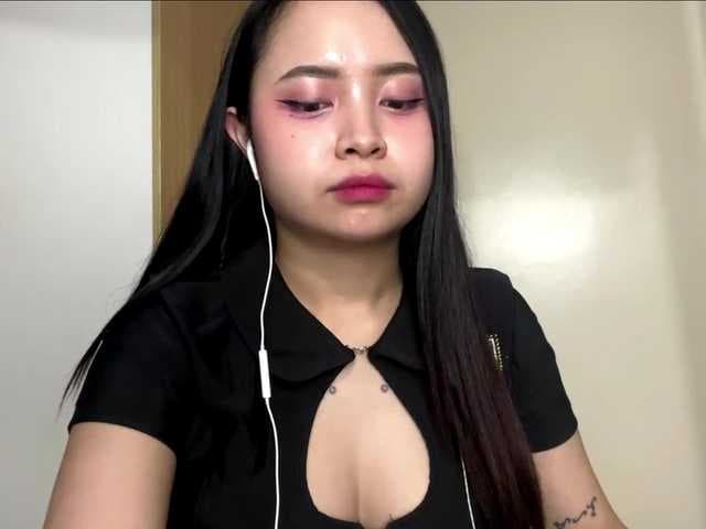 KathrineMagley live cam on BongaCams