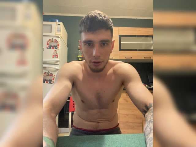 Mikki777Laky live cam