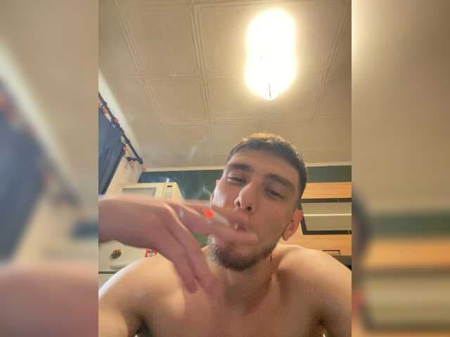 Mikki777Laky live cam
