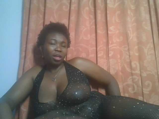 sexyebonita1 live cam