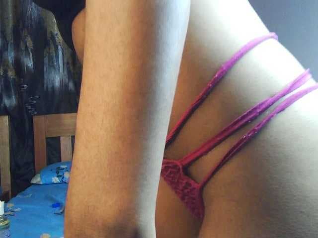 AlexaLovexo live cam