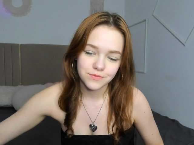 Melissa-me0w live cam