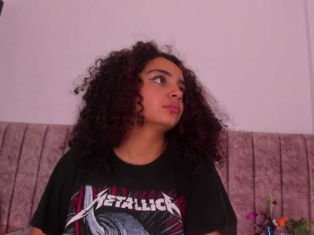 Dahlia-rossee live cam