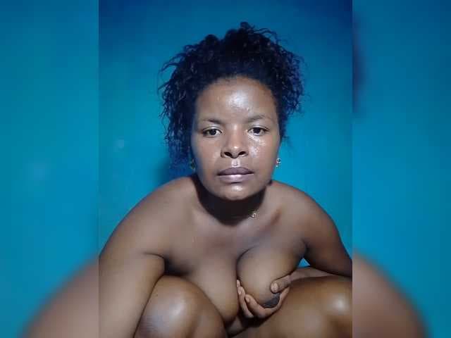 Anisexy live cam on BongaCams