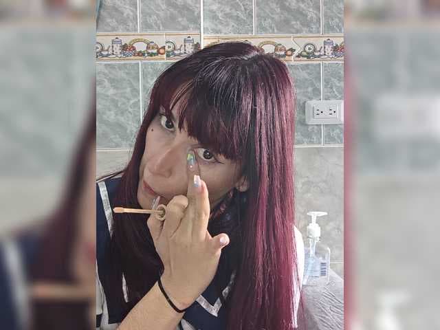 VelvetCherryy live cam