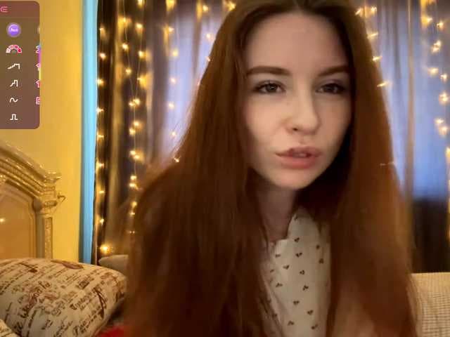 MintaAlbanez live cam